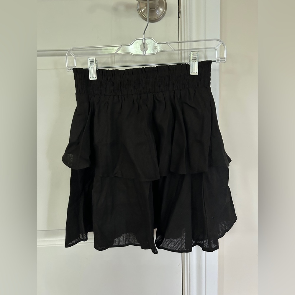princess polly black mini skirt size 6 never worn